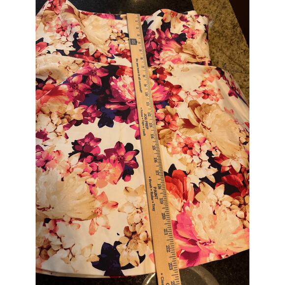 Lane Bryant Floral Skirt Size 18 - Picture 6 of 8